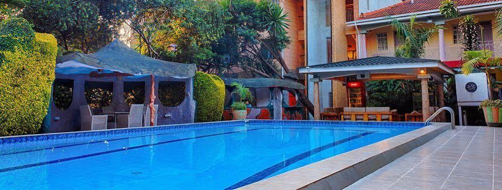 Comfort Gardens Hotel Nairobi Bagian luar foto