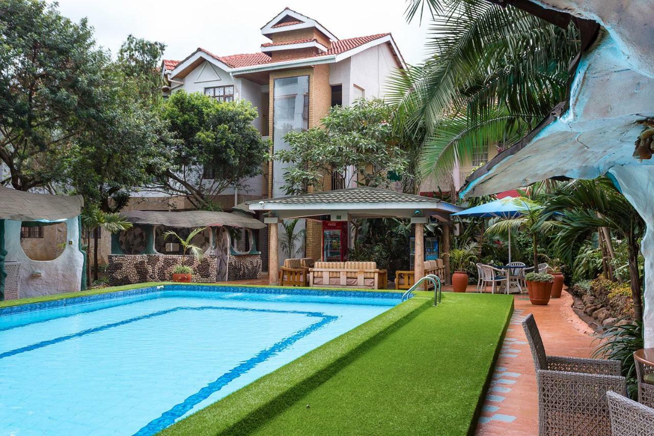 Comfort Gardens Hotel Nairobi Bagian luar foto